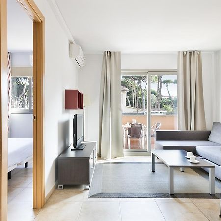 Aparthotel Bardon Castelldefels Eksteriør billede