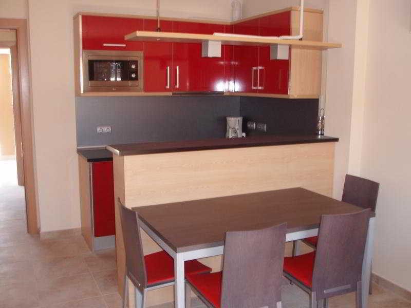 Aparthotel Bardon Castelldefels Eksteriør billede