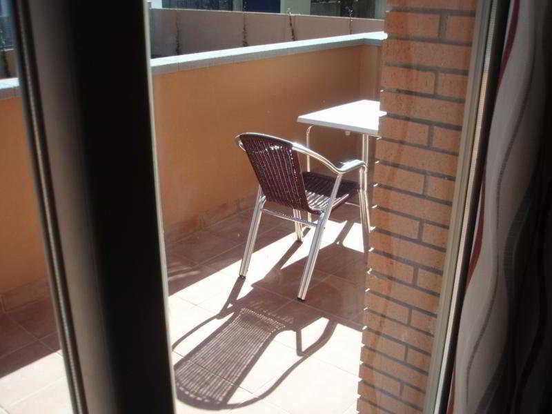 Aparthotel Bardon Castelldefels Eksteriør billede